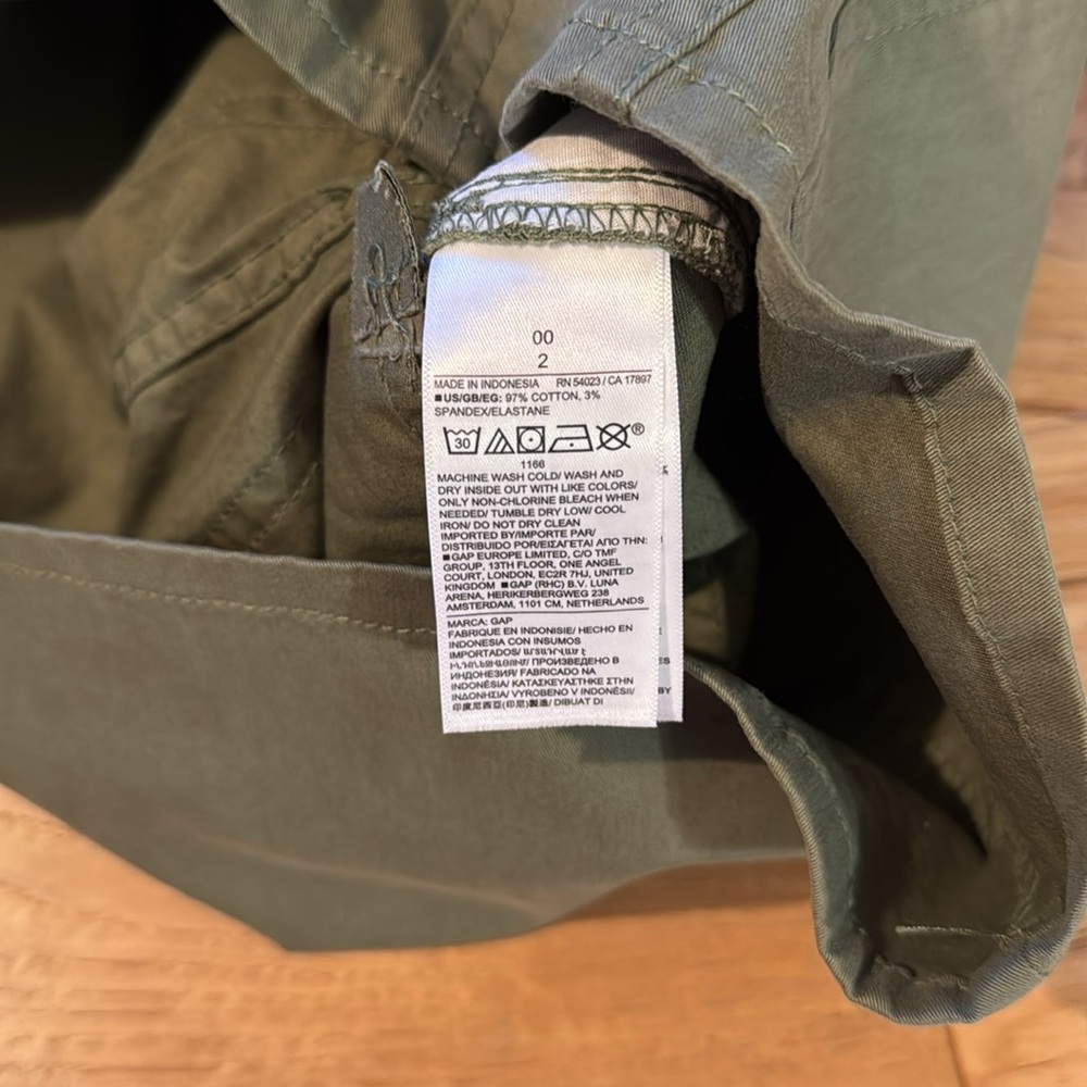 NWT Twill Mini Cargo Skirt - Picture 5 of 6